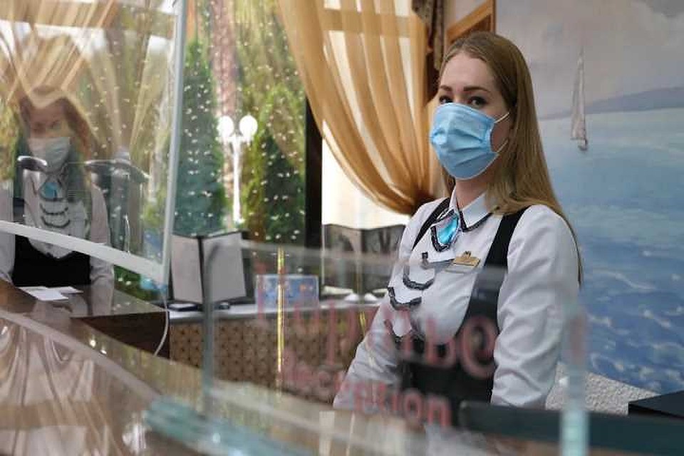 Строгие ограничения обязательны и для персонала Фото: Иван ВИСЛОВ
