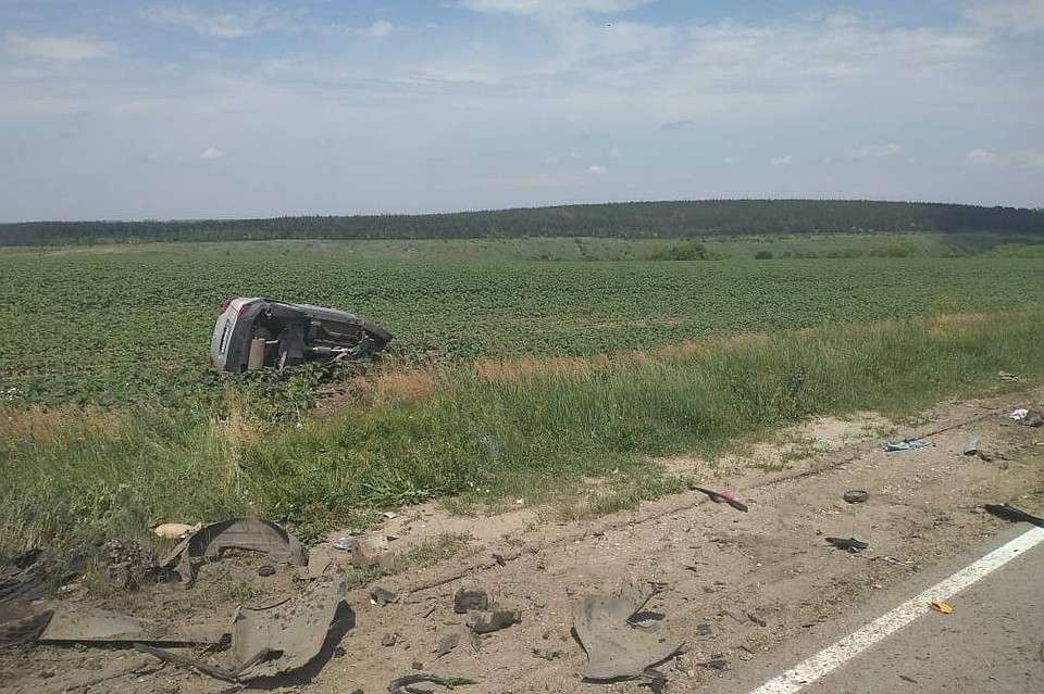 Страшное ДТП под Липецком: погибли 6 человек Фото: Пресс-служба ГУ МЧС Липецкой области.