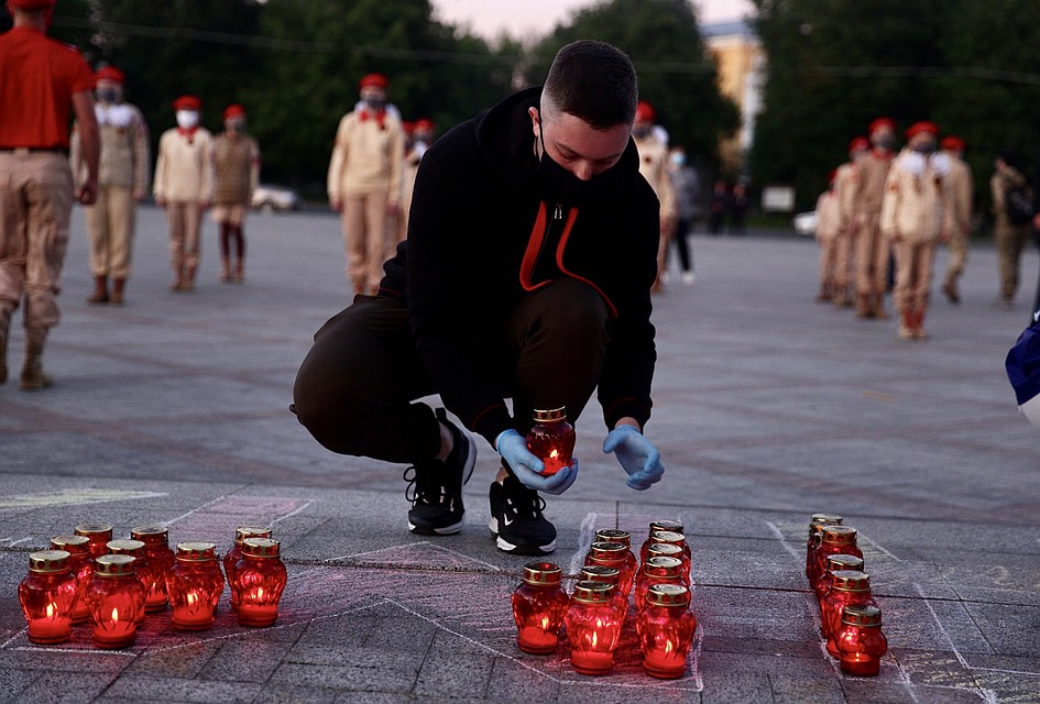 В акции приняли участие жители города, воспитанники военно-патриотических отрядов Фото: ПТО