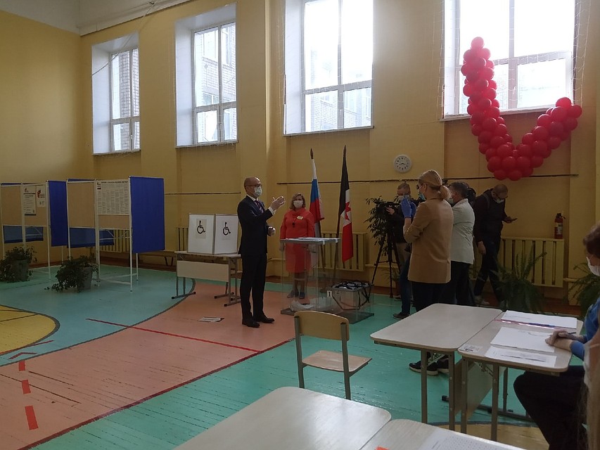 Глава Удмуртии проголосовал о поправках утром 26 июня. Фото: Михаил Красильников