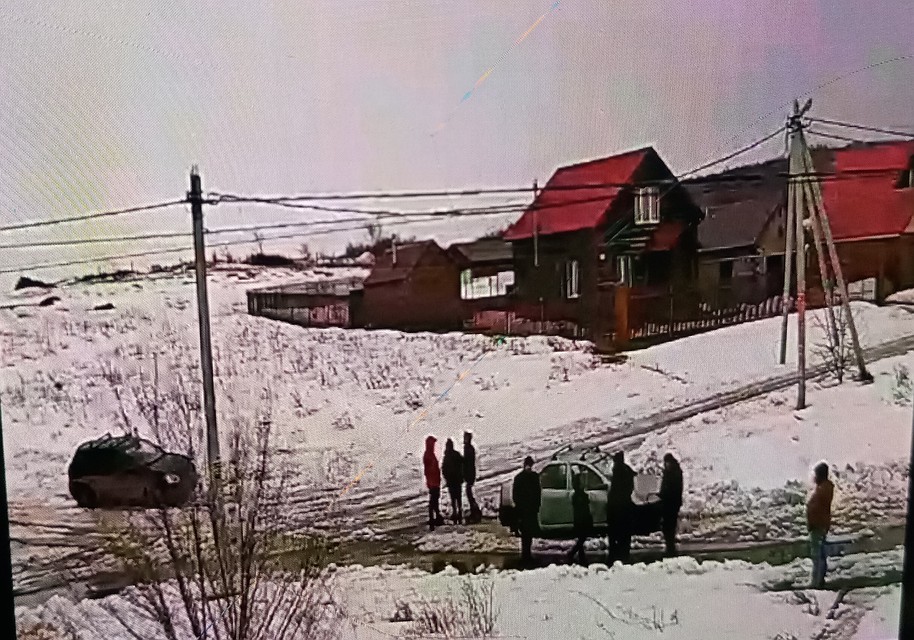 Дом купили в 2011 году за 2,6 млн рублей, в 2019 году за него банку выплатили уже 4 млн рублей, но семья все равно оказалась на улице Фото: Предоставлено героем публикации