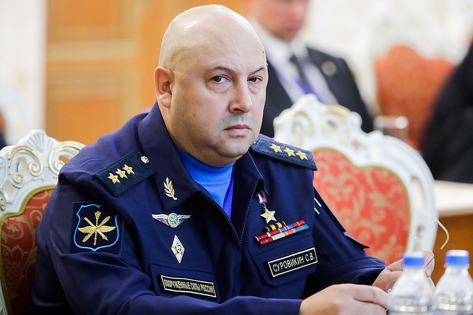 Главнокомандующий Воздушно-космическими силами России Сергей Суровикин. Фото: Михаил Метцель/ТАСС