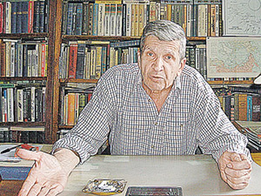 Юрий Николаевич ЖУКОВ