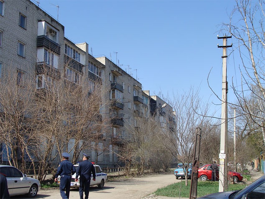 Только спустя несколько часов люди смогли вернуться в квартиры.
