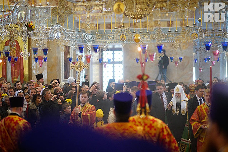 Святейший Патриарх Кирилл во время своего визита в Екатеринбург освятил собор Александра Невского. Фото: Алексей БУЛАТОВ