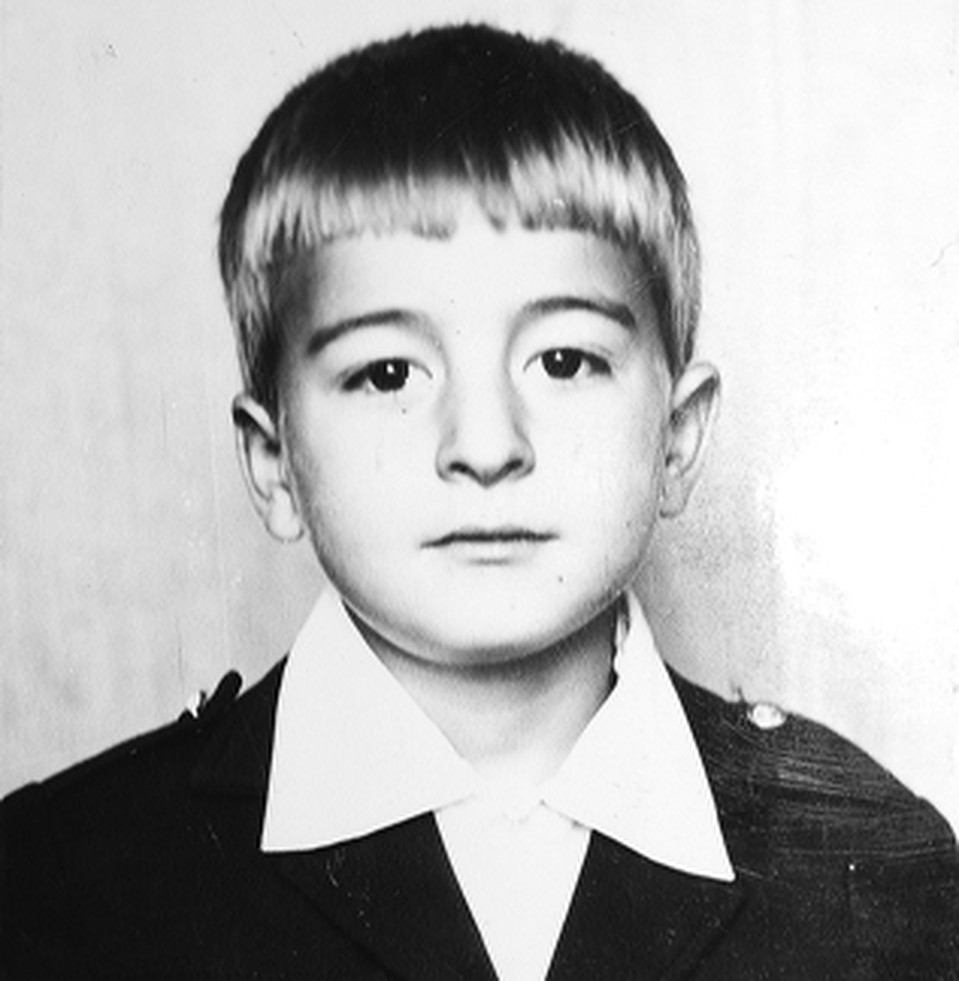 Первоклассник Миша Мясников.