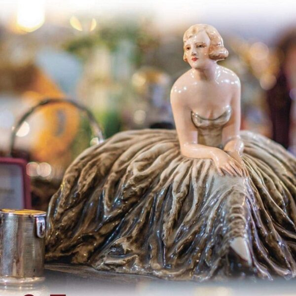 Блошка Мосвинтаж на Флаконе