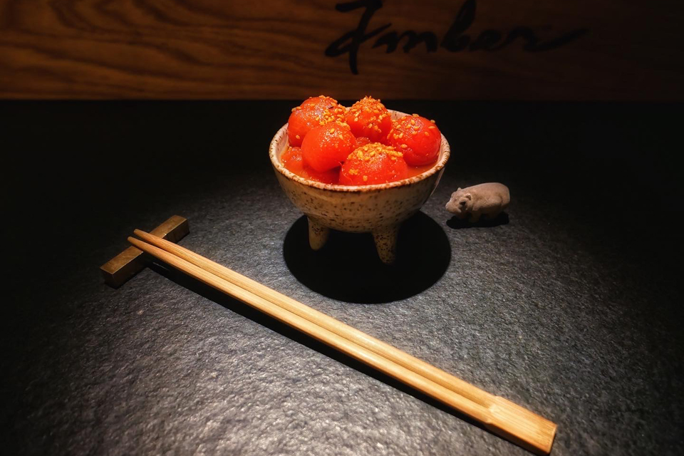 Японская сдержанность в Amber, нордическое веселье в Lilyhammer, итальянская простота в Butler