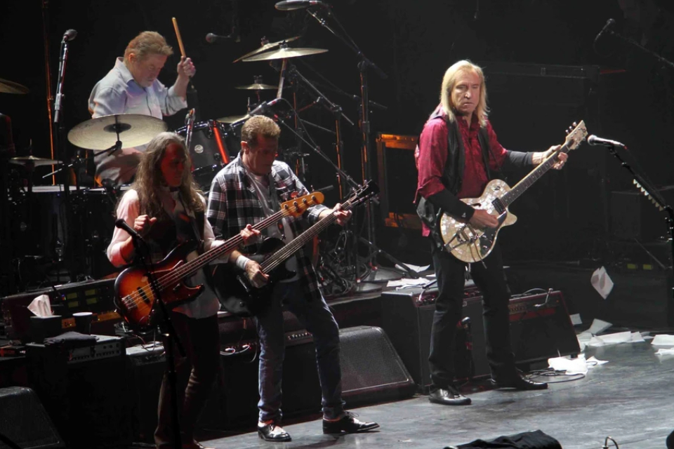 Рок-группа Eagles отправится в прощальное турне The Long Goodbye