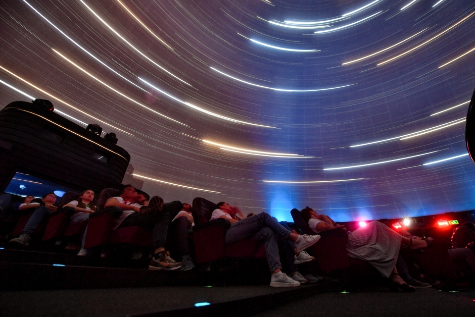 Звездопад Лириды в Москве в 2023 году достигнет пика 22-23 апреля