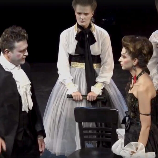 Спектакль «Мольер. Экспромт» в театре «Школа драматического искусства»