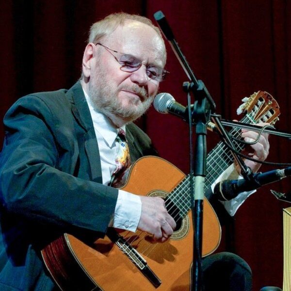 Концерт Александра Дольского