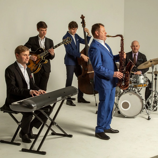 Концерт трио Олега Аккуратова