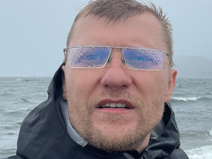 Евгений Мельников