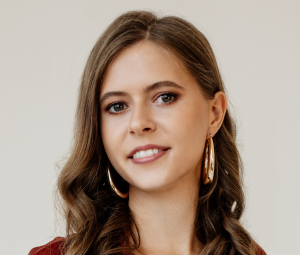 Мила Генч