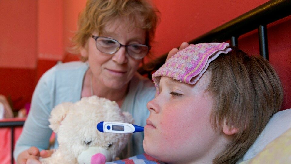 Аденоидит у детей