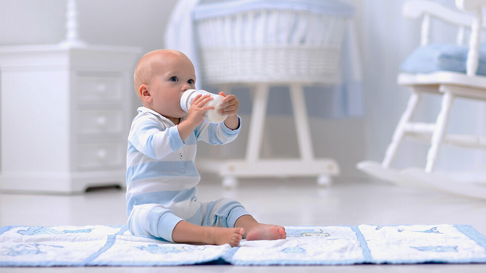 12 лучших смесей для новорожденных в 2025 году