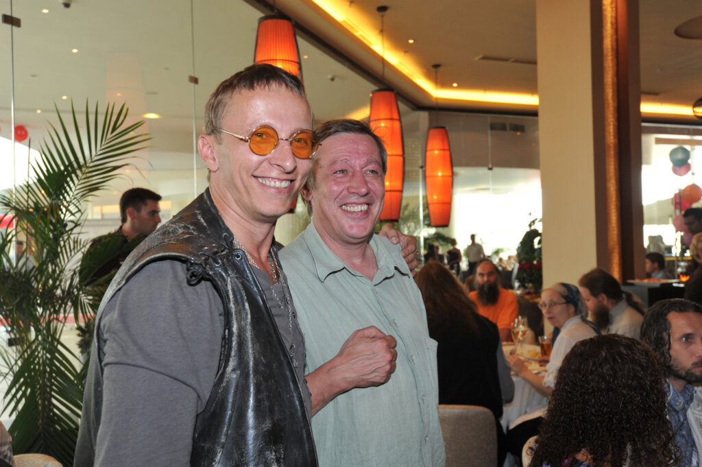 «Ох, Миша, что же ты натворил!»: Иван Охлобыстин прокомментировал ДТП с Ефремовым