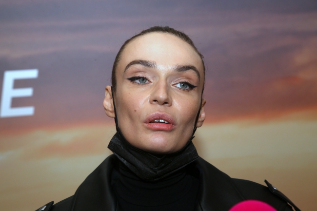 «Я со всей силы держала язык зубами, чтобы не проглотить его»: Алену Водонаеву разбил микроинсульт