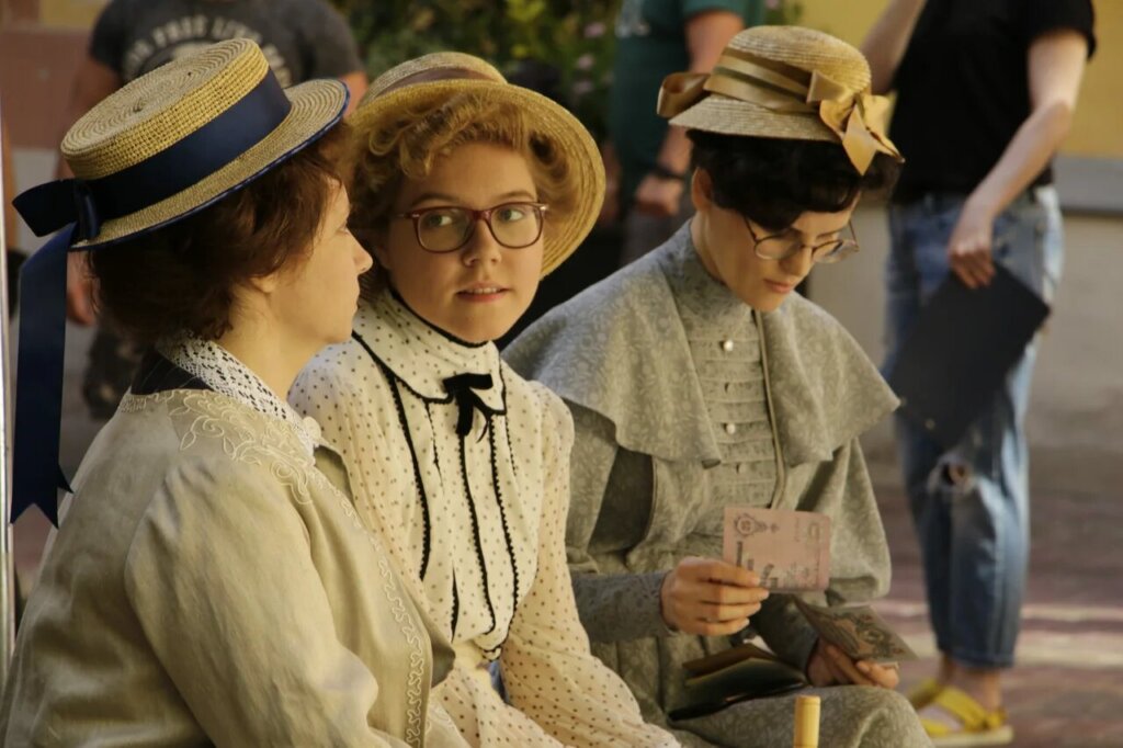 Сериал о великой Фаине Раневской снимается в Москве — первые фото