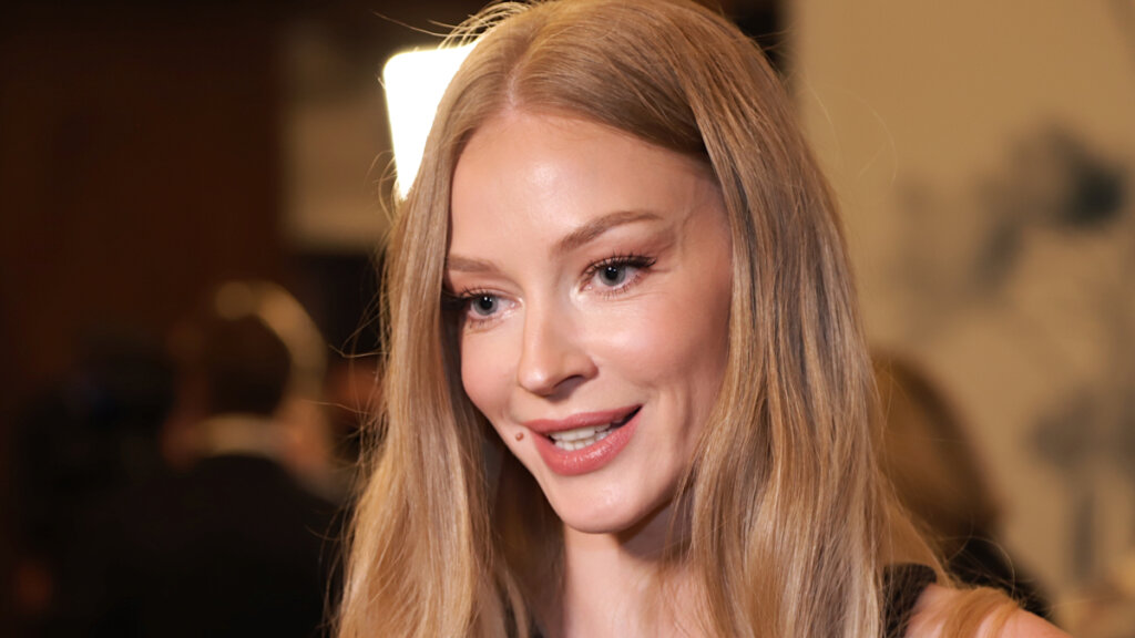 Светлана Ходченкова выставила фото в трусах