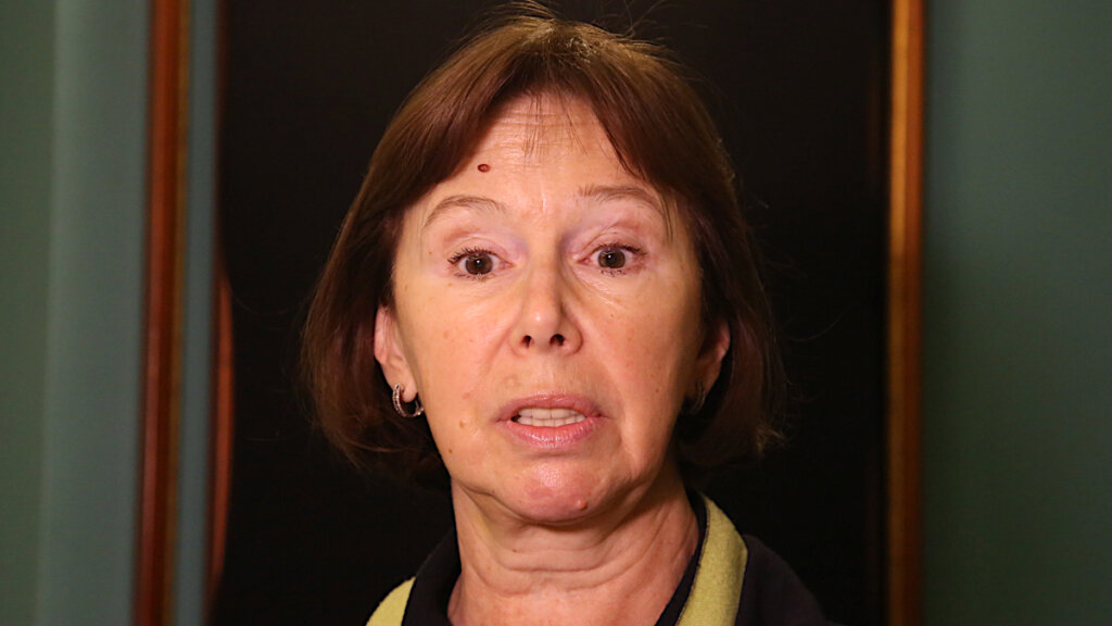 Евгения Симонова плюнула в умершего Сталина: «Это чудовище, абсолютное зло!»