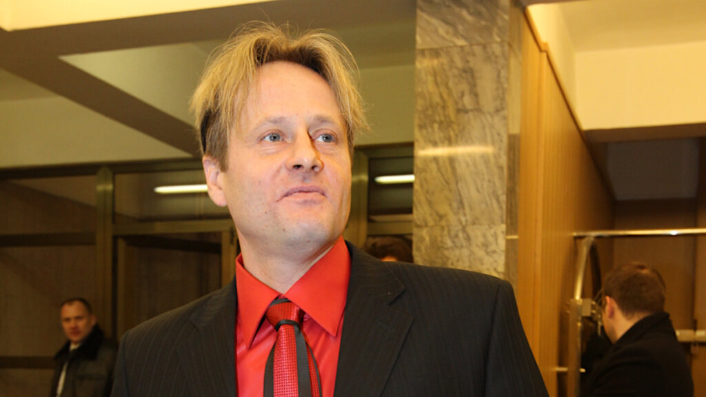 Звезда «6 кадров» Эдуард Радзюкевич неприлично располнел и стал неузнаваем