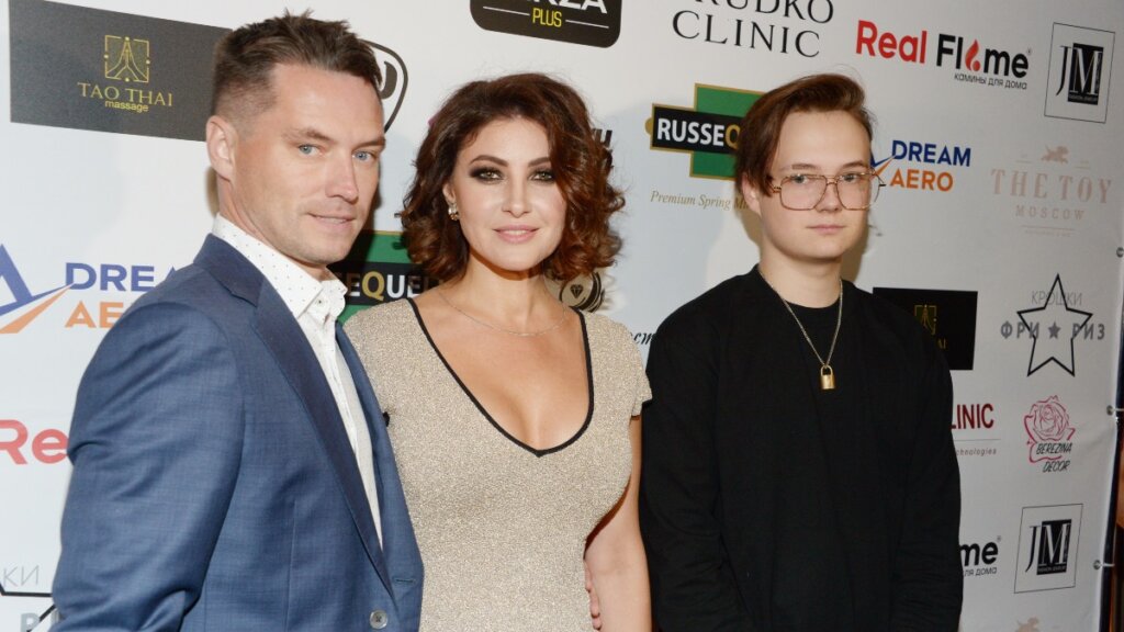 17-летний пасынок Анастасии Макеевой готовится к свадьбе