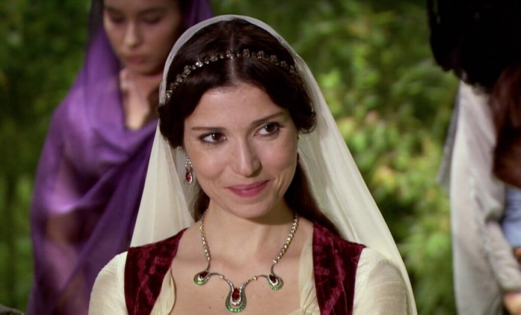 Популярные турецкие актеры и актрисы, которые вовсе и не турки