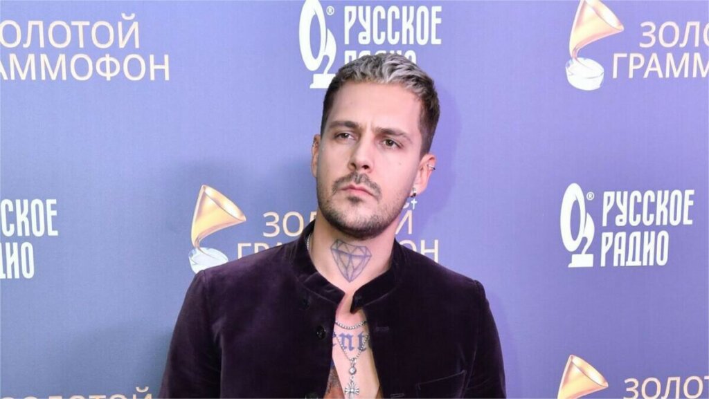 Милош Бикович опубликовал редкие фото с сыном