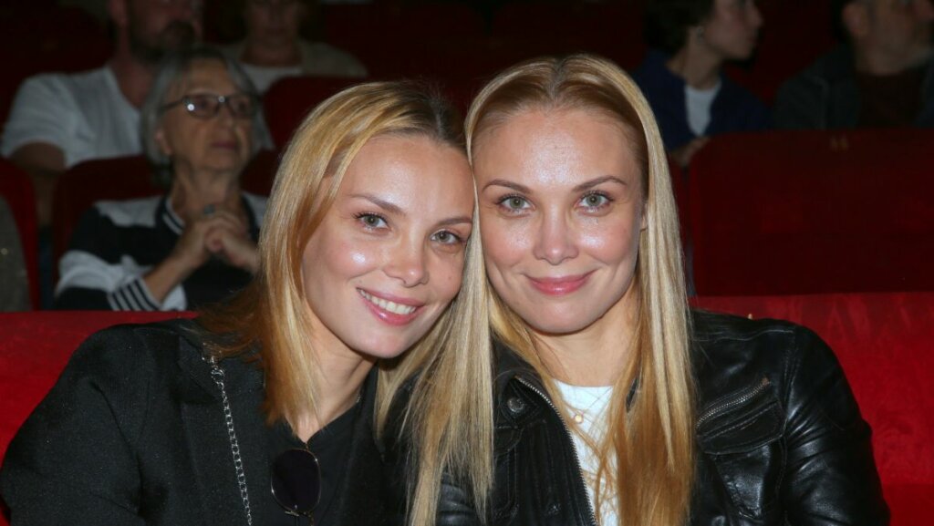 Редкий кадр: Татьяна и Ольга Арнтгольц вышли в свет с подросшими детьми