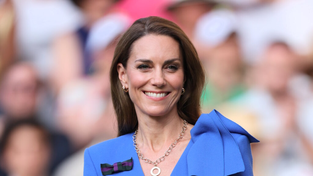 После борьбы с онкологией Кейт Миддлтон кардинально сменила имидж: Британцы не оценили