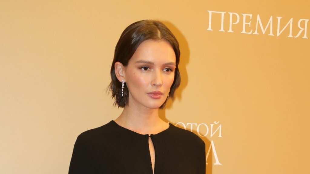 Паулина Андреева показала роскошное кольцо от Федора  Бондарчука: актриса светилась от счастья