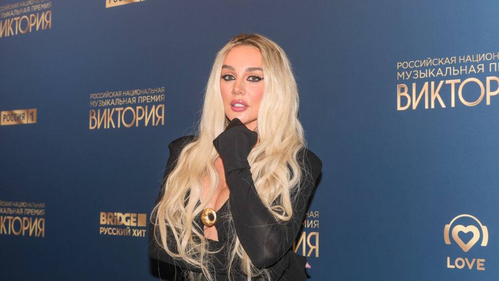 Анне Седоковой поступают угрозы расправы от ревнивой соседки с упоминанием Яниса Тиммы: «Я была очень зла»