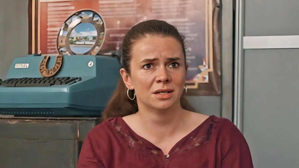 Звезду сериала «Жуки» Кристину Цветкову избили в столичном фитнес-клубе ложкой от обуви и искусали