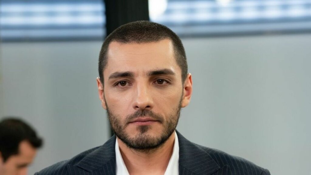 Ильхами сбежал со свадьбы: Описание 126 серии «Клюквенного щербета»