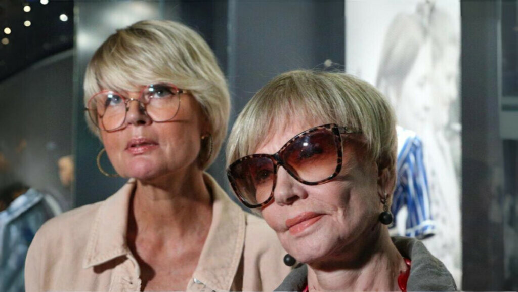 Юлия Меньшова трогательно почтила память мамы на 40-й день после ее ухода