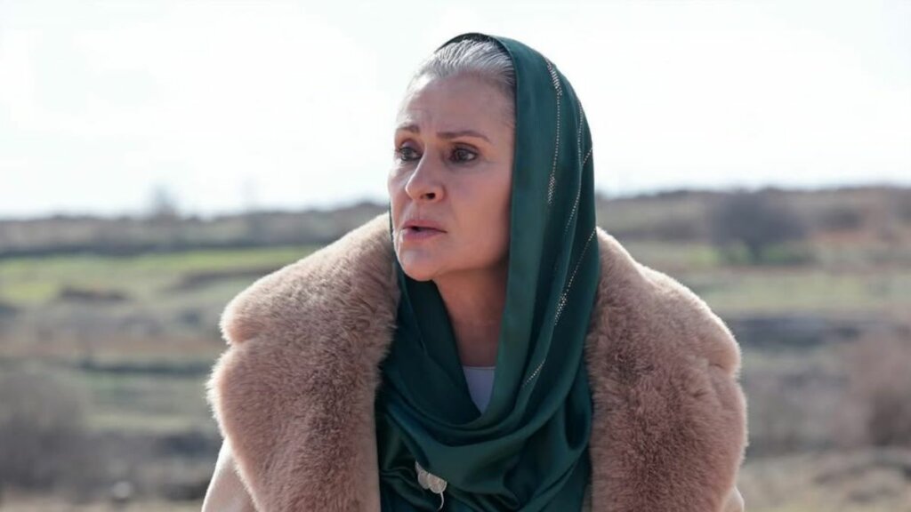 Садакат против Борана: анонс 53 серии турецкого сериала «Далекий город»