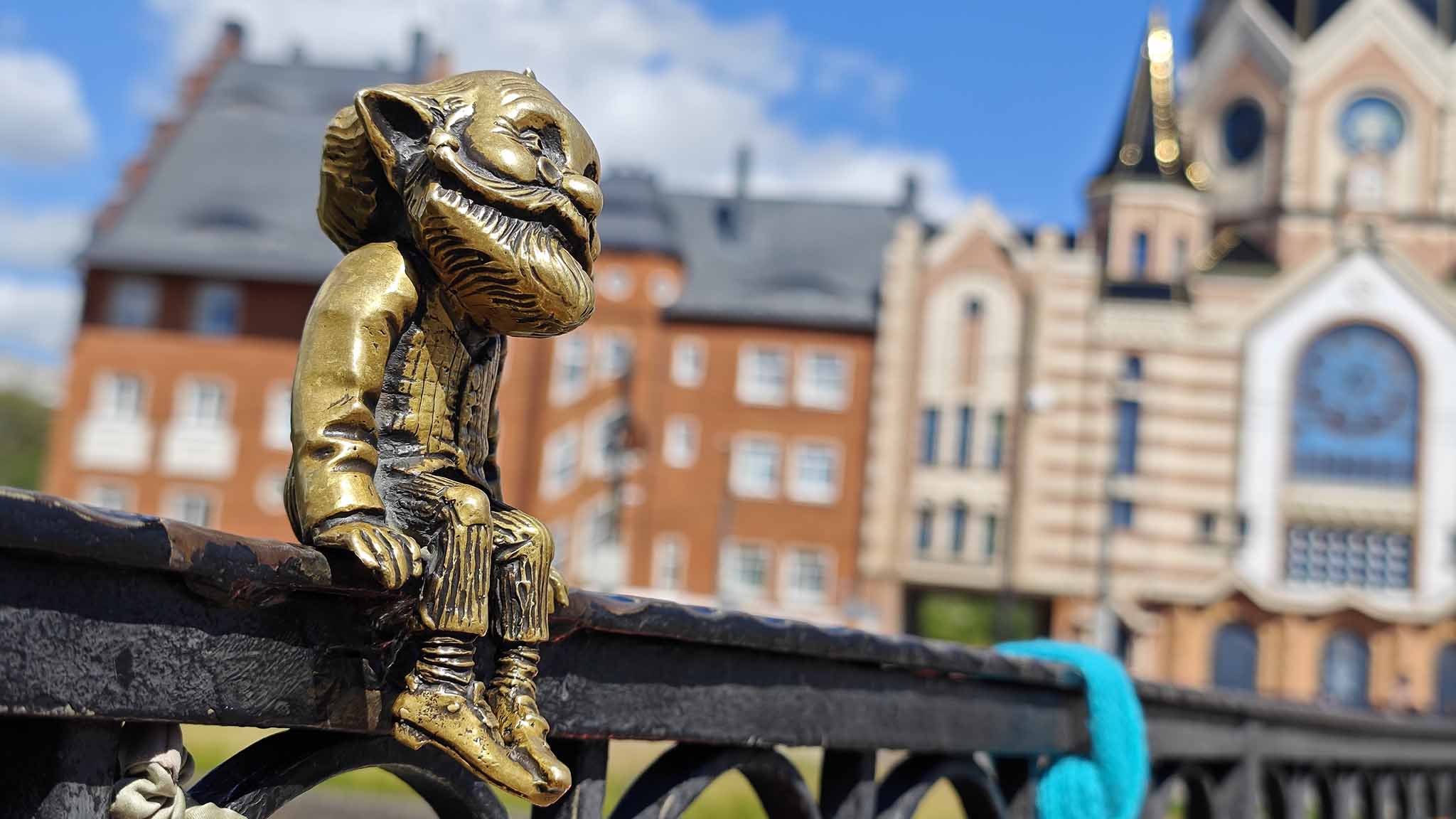 Дедушка хомлин на Медовом мосту