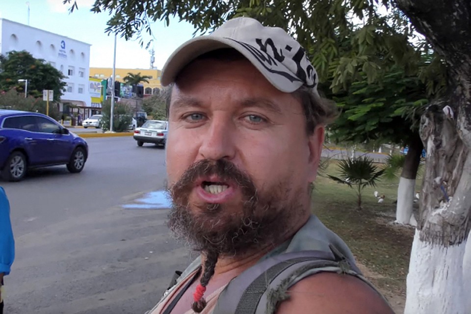 Сейчас жители Канкуна требуют от властей депортировать Макеева из страны