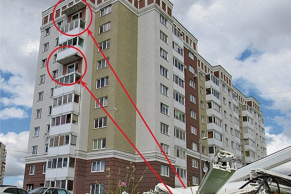 Последствия урагана в калининграде: унесенные ветром балконы.