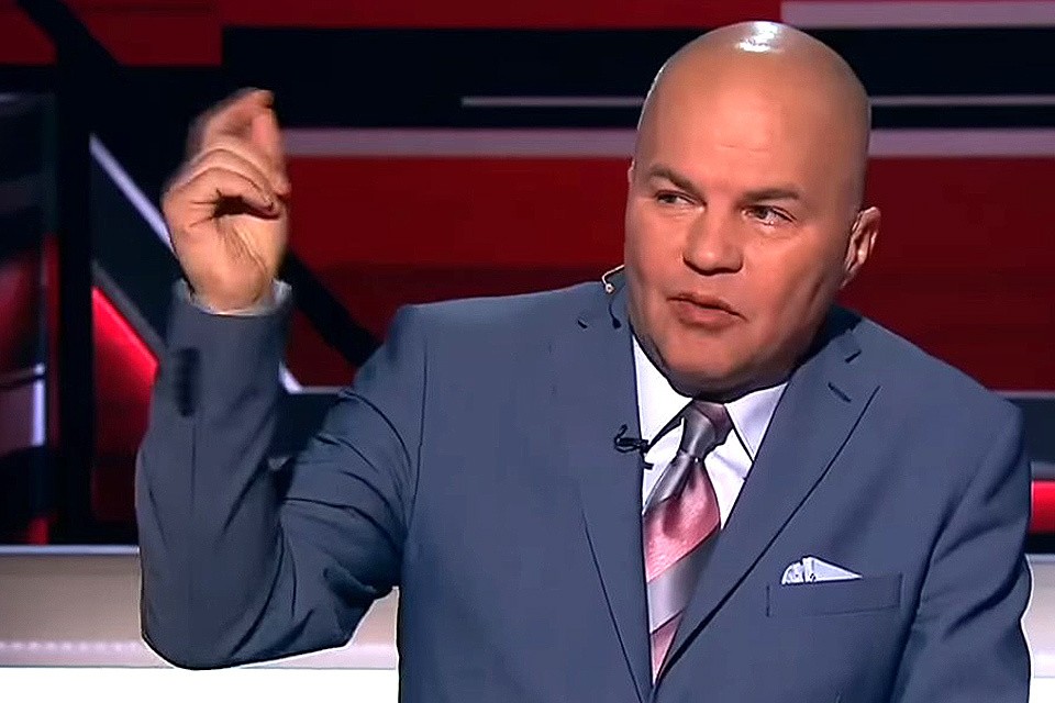 Вячеслав Ковтун в очередном эфире политического ток-шоу.