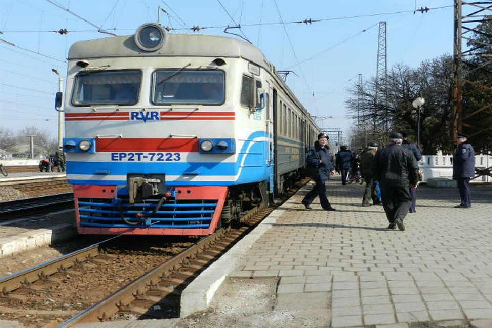 За 11 месяцев Крымская железная дорога перевезла почти 3 миллиона пассажиров