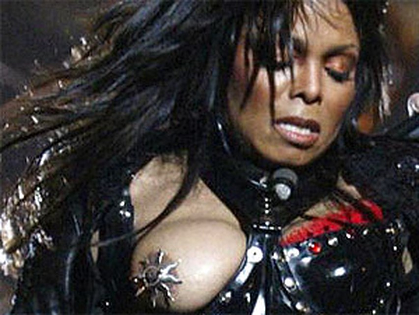 boob-jackson-janet-slip-sexy-girls-and-one-guy