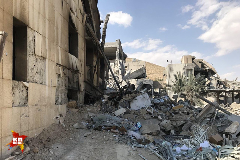 Военная база сша в сирии подверглась ракетному обстрелу. Последствия ударов сша. Фото последствий ракетного удара. Иран ударил по базе сша. Айн-аль-асад.