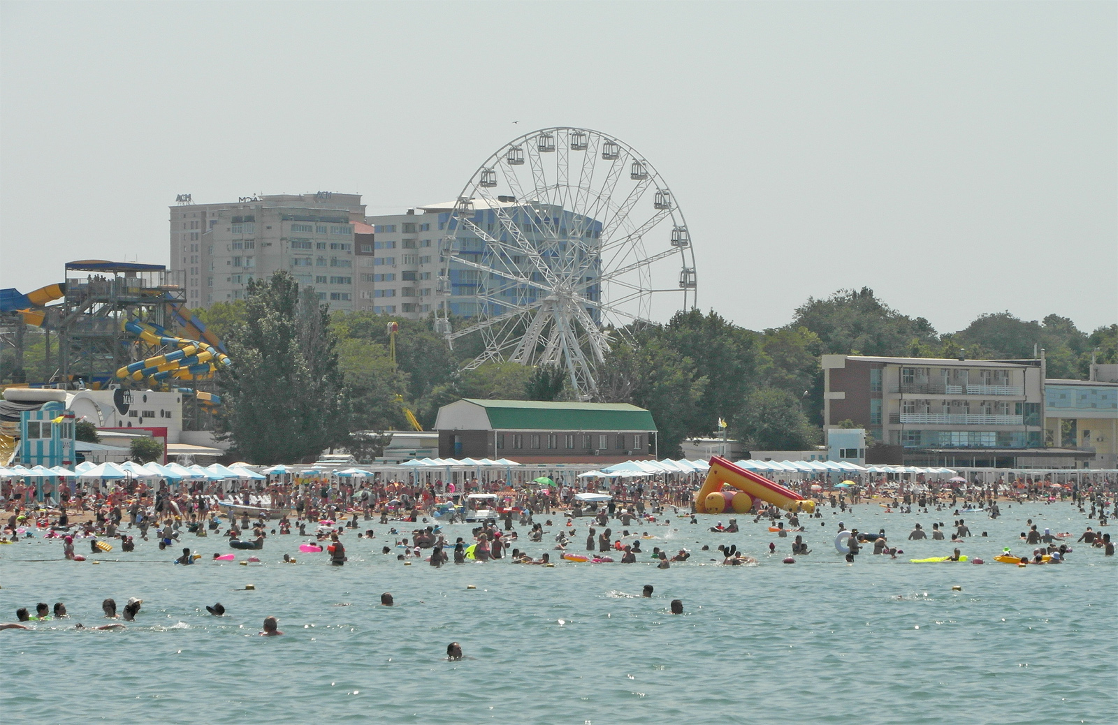 Анапа манит туристов