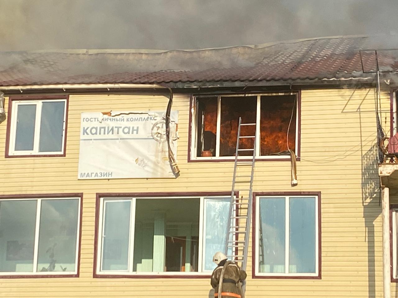 Крыша сильно провалилась