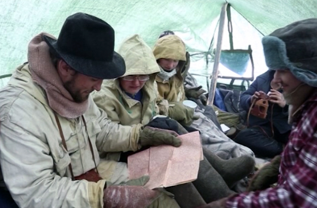 Журналисты «КП» вместе с коллегами с Первого канала провели реконструкцию событий 1959 года в уральских горах.