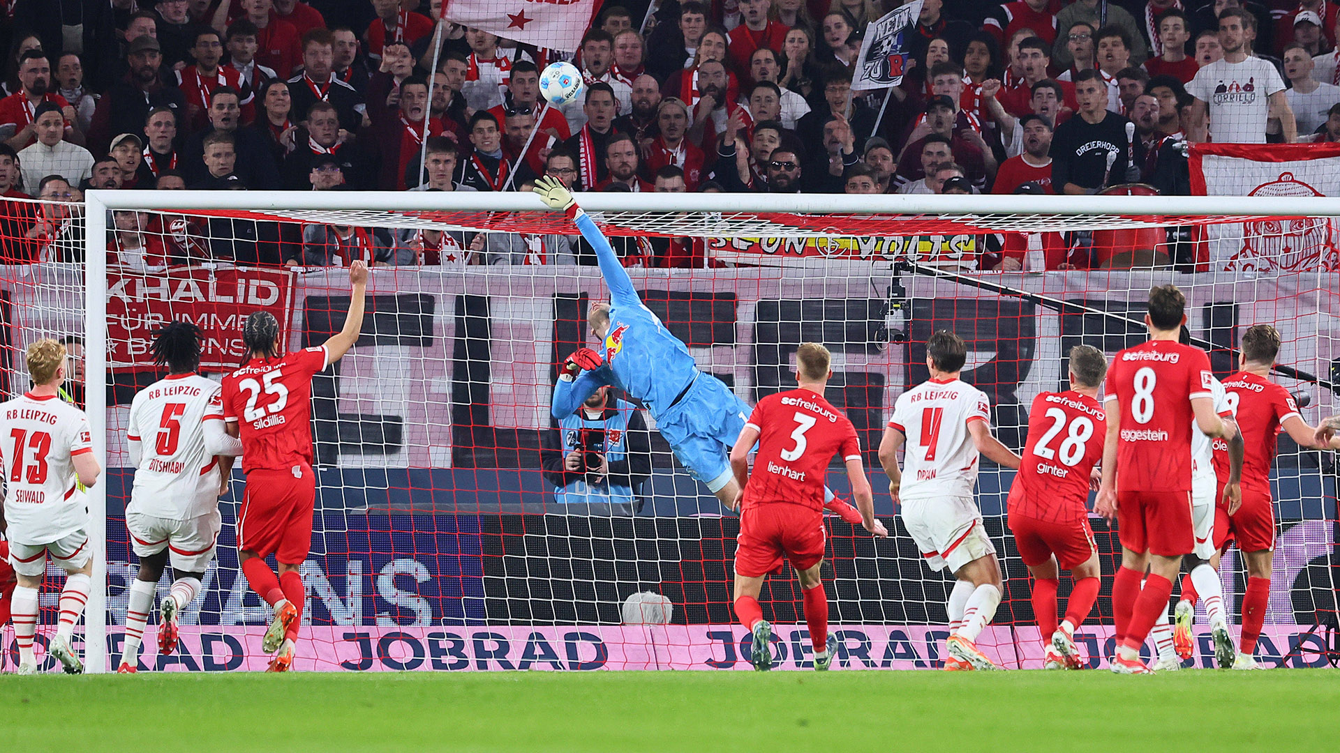 ФК «РБ Лейпциг» – ФК «Фрайбург». Фото: globallookpress.com/IMAGO/Roger Petzsche