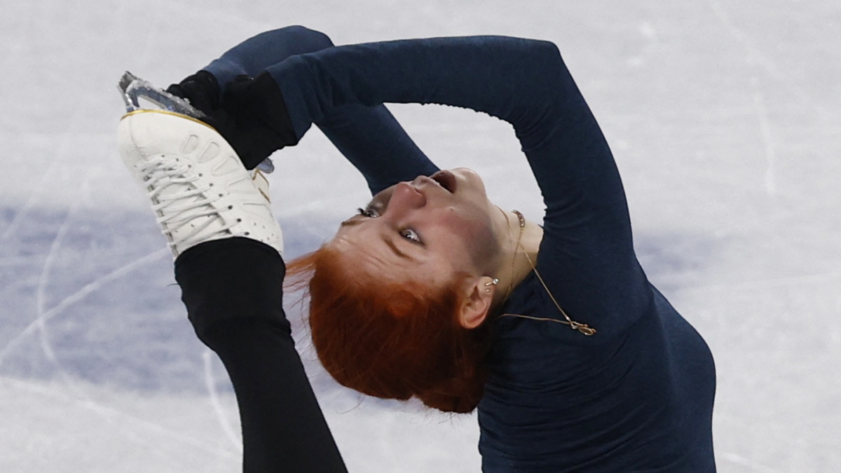 Александра Трусова верна себе - исполняет четверные на тренировках активно. Фото: REUTERS